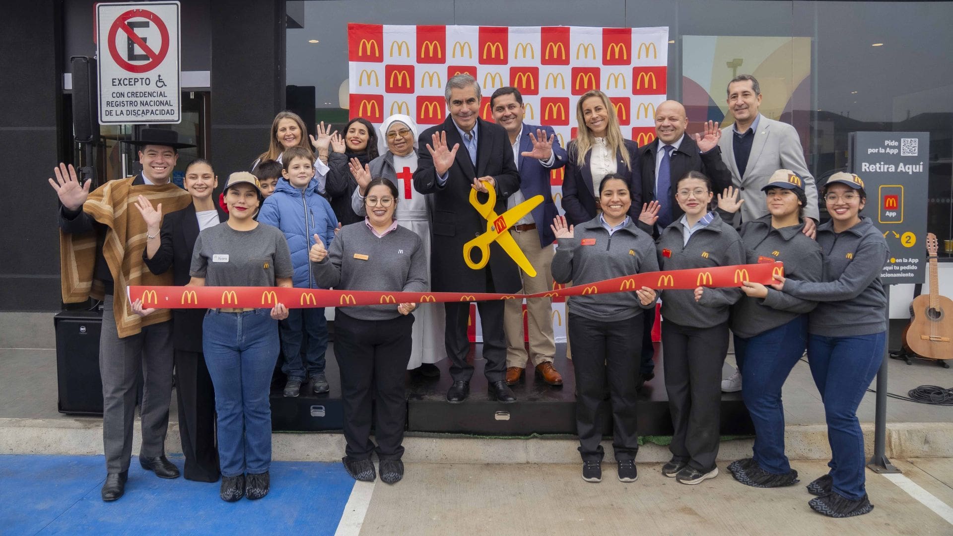 [Chile] McDonald’s llega a Linares: genera empleo y dinamiza el desarrollo local