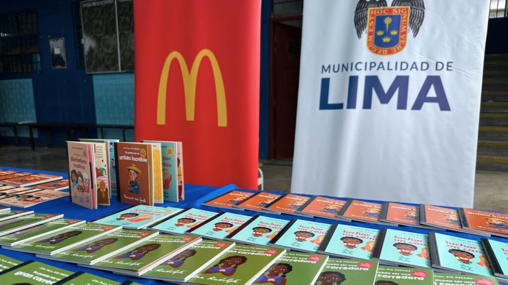Impulsamos la lectura junto a la Municipalidad de Lima con la donación de 500 libros infantiles