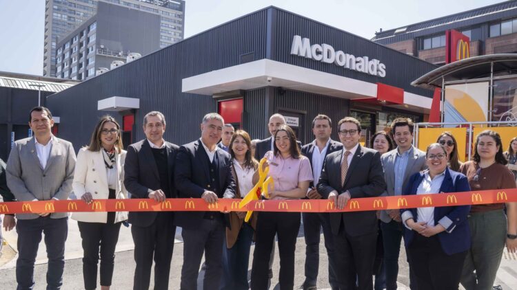 [Chile] Santiago Centro suma su primer restaurante construido 100% en madera con foco en empleo joven y economía circular