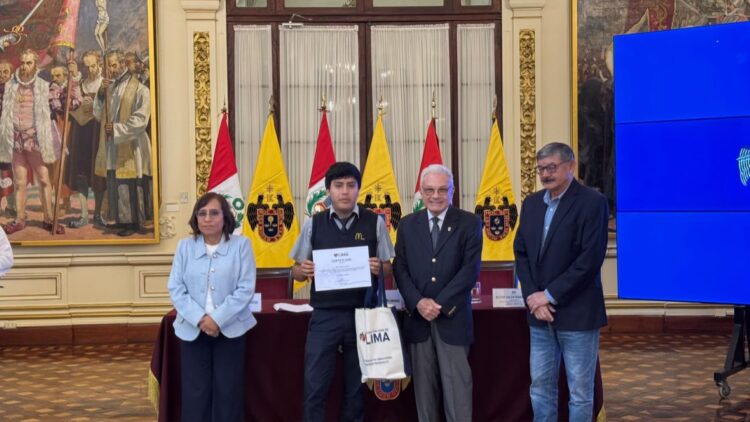 [Perú] Arcos Dorados recibe reconocimiento de la Municipalidad de Lima por su aporte al reciclaje